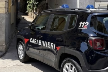 Francofonte, accoltellamento in strada: fermato 90enne per tentato omicidio