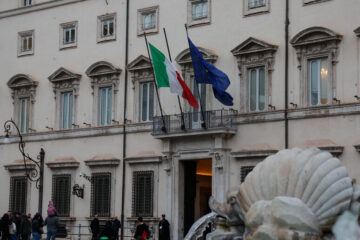 Cdm: decreto rimpatri, niente voucher energia