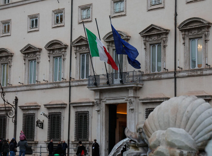 Cdm: decreto rimpatri, niente voucher energia