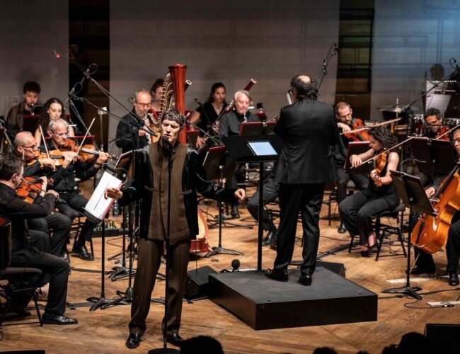 Caccamo al Teatro Greco di Siracusa con il concerto gratuito “L’alba dentro l’imbrunire tour”