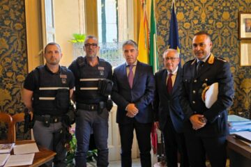 Ragusa: presentato il nuovo gilet tattico della Polizia di Stato