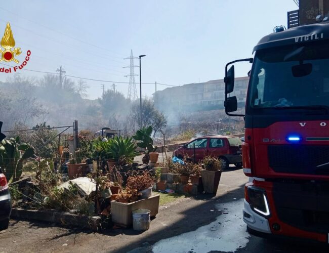 Catania: 42 interventi dei vigili del fuoco
