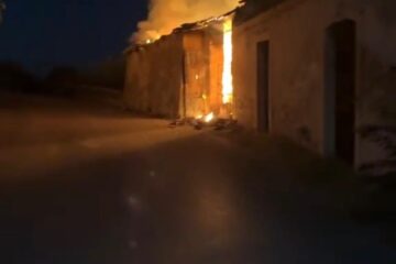 Melilli, identificato il presunto piromane: denunciato dopo una notte di paura