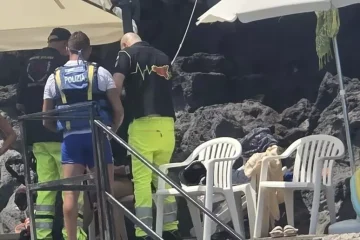 Trascinata dalle correnti per tre chilometri, 60enne salvata dopo tre ore in mare
