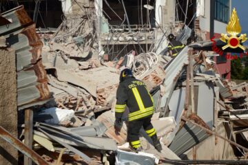 Messina, crolla palazzina a Pistunina: dispersi e almeno cinque feriti gravi