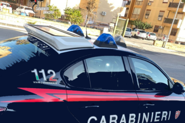 Siracusa, 65 dosi di cocaina sequestrate: arrestato 18enne, denunciato 26enne