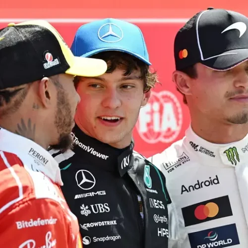 F1, Antonelli vince la sprint a Silverstone: seconda la Ferrari di Hamilton
