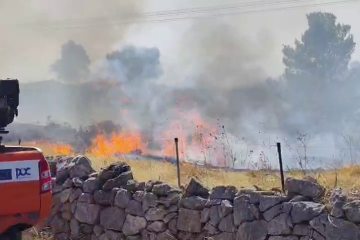 Vasto incendio tra Priolo e Floridia – Video