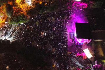 Augusta, folla in delirio per Sal Da Vinci: concerto da record