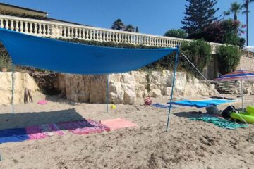 Fontane Bianche: “furbetti” da spiaggia occupano il posto con stuoie e sedie in anticipo