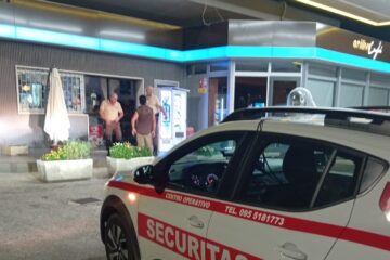 Palazzolo: sventato furto con spaccata in stazione di servizio