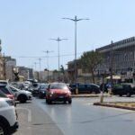 Prima gli insulti, poi le botte: lite alla rotonda di viale Teracati