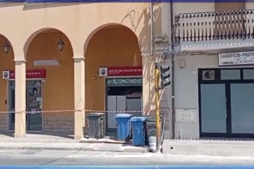 Esplosione e fuga nel colpo all’ATM di Belvedere