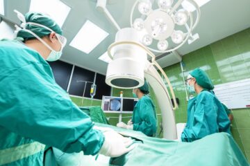 Tumore al cervello, l’IA guida i neurochirurghi durante l’operazione