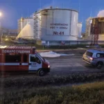Attacco ucraino con droni in Russia: due morti e incendio in una raffineria nel Krasnodar