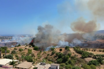 Priolo, rogo alla Pineta: vigili del fuoco sul posto