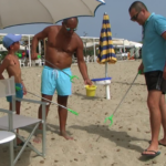 Priolo, educazione ambientale in spiaggia: ragazzi impegnati nella raccolta dei rifiuti