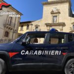 Francofonte, ruba un borsello da un’auto: denunciato 35enne