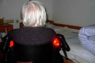 Caltanissetta, anziani nel degrado nelle case di riposo: tre gestori indagati