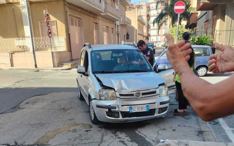 Comiso auto pirata