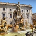 Fontana di Diana: in restauro i fregi danneggiati