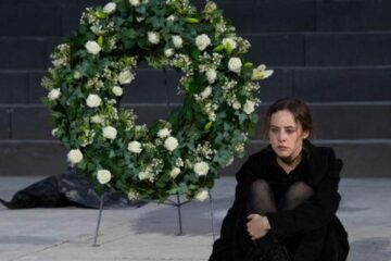 Maschere del Teatro italiano 2026: vince l’Antigone di Carsen