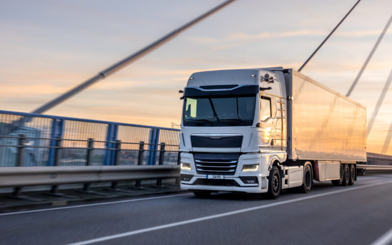 Sicilia autotrasportatori fermo tir