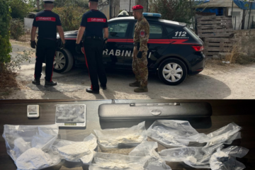Siracusa, arrestato 23enne per spaccio: sequestrati 700 gr di cocaina e oltre 1kg di hashish