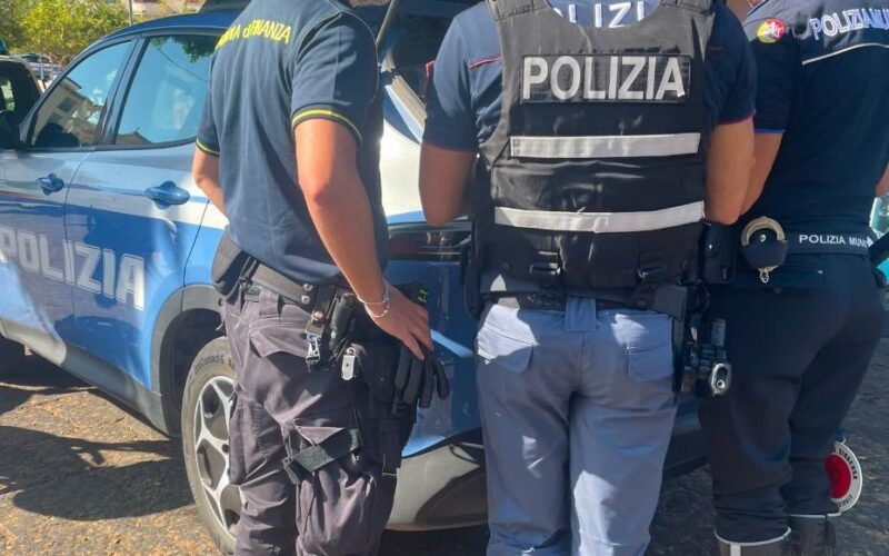 Siracusa ruba supermercato