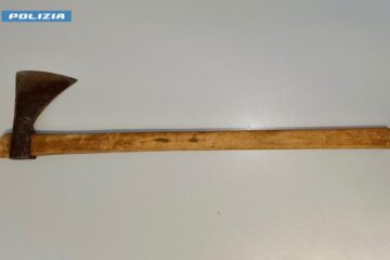 Priolo: girava con un’ascia nella cinta dei pantaloni