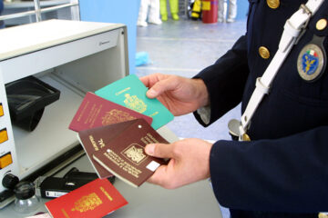 Il bielorusso con passaporto russo non sarebbe mai transitato dall’Italia