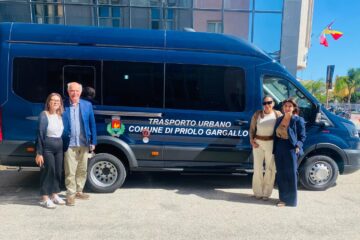 Priolo Gargallo, potenziato il trasporto urbano: acquistato un nuovo autobus per la comunità