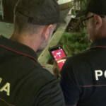 Lentini, blitz della Polizia in abitazione: arrestato 23enne per spaccio di cocaina e marijuana