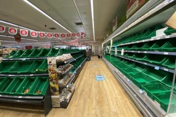 Blocco dei tir e sblocco dei presidi, l’allarme della GDO: «Serviranno fino a 5 giorni per tornare alla normalità nei supermercati»