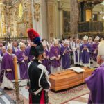 Acireale, l’ultimo saluto al Cardinale Paolo Romeo: in Cattedrale le esequie celebrate dal vescovo Raspanti