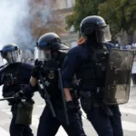 Sparatoria in una scuola ad Aubagne: quattordicenne spara con un fucile da caccia, feriti il preside e un’insegnante