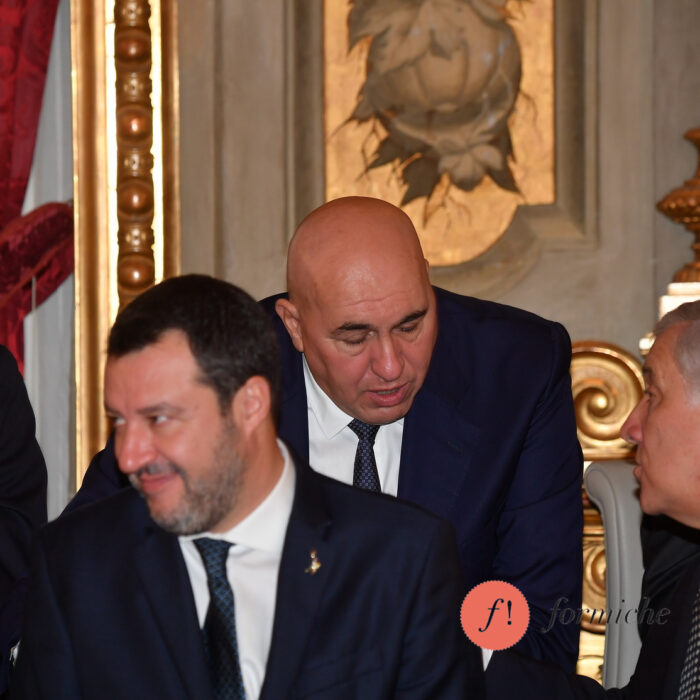 Governo diviso sul sostegno all’Ucraina: strappo della Lega sulle armi a Kiev, Tajani e Crosetto tirano dritto