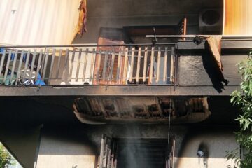 Aci Catena: in fiamme un appartamento