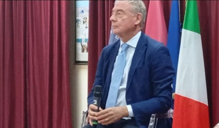 Il ministro Urso a Priolo, ma i parlamentari non sono stati invitati