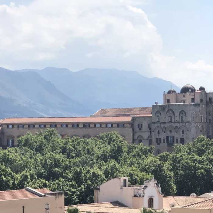 Politiche sociali, 23 milioni per l’housing sociale