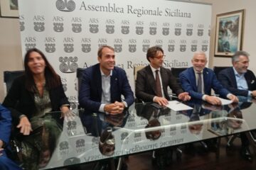 Salta la fusione tra DC e Lega, aderisce solo Auteri