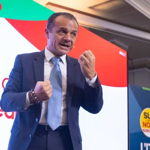 Sud Chiama Nord, De Luca: “Dai sindaci nuovo modello di governo per il Paese”