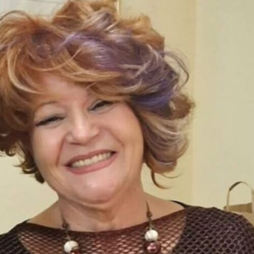 Angela Argentino, la poetessa siciliana che ha trovato in Grecia la sua seconda casa