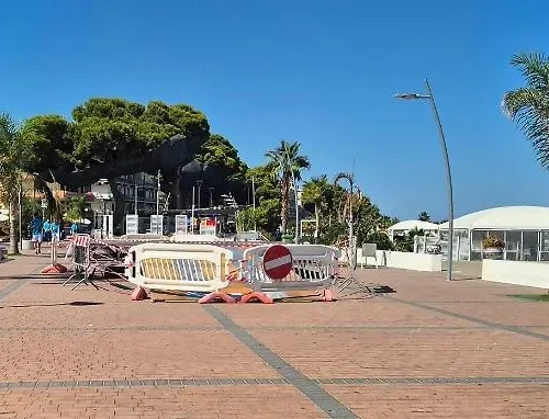 Dramma a Marina di Patti, bimbo di 6 anni cade dal palco in bici: è grave al Policlinico di Messina