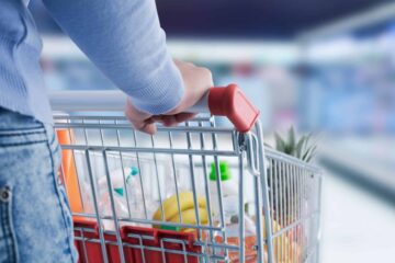 Codici su dati Istat: inflazione al 4,2% e consumi in frenata, famiglie costrette a spendere di più per comprare di meno