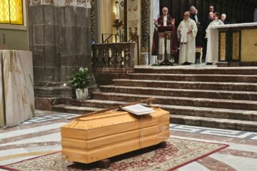 Acireale, tumulate in Cattedrale le spoglie di mons. Pio Vittorio Vigo: è il primo nella nuova Cappella dei Vescovi