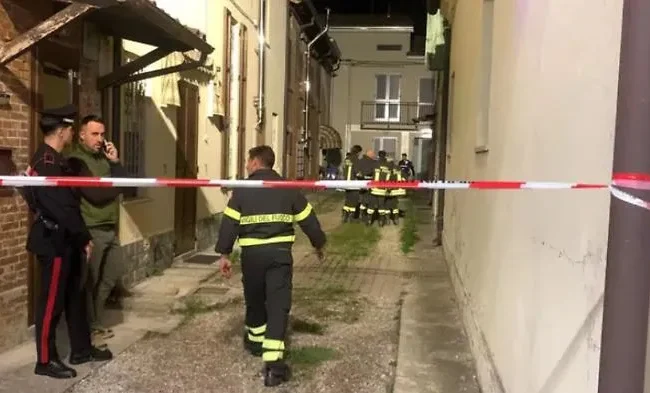 Tragedia a Mirandola: anziani coniugi trovati morti in casa, si ipotizza un duplice omicidio