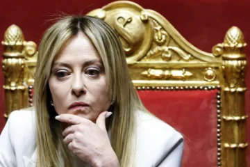 Marchio sonoro e AI: perché la voce di Meloni all’EUIPO non è uno scudo automatico