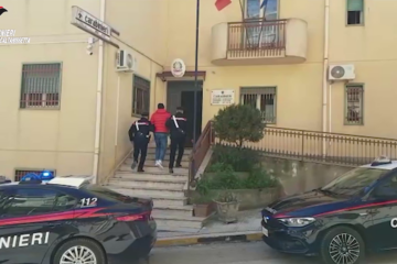 Violente estorsioni e rapine a Mussomeli: i Carabinieri eseguono 4 misure cautelari – Video